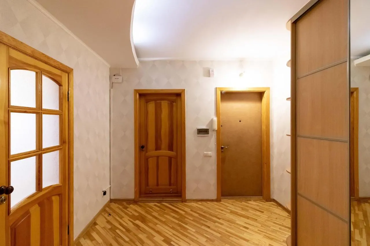 Apartment Kvartirkoff Na Ozernaya 8 Kyiv